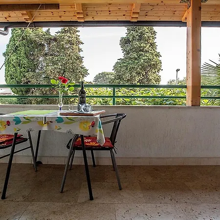Cademia Apartment