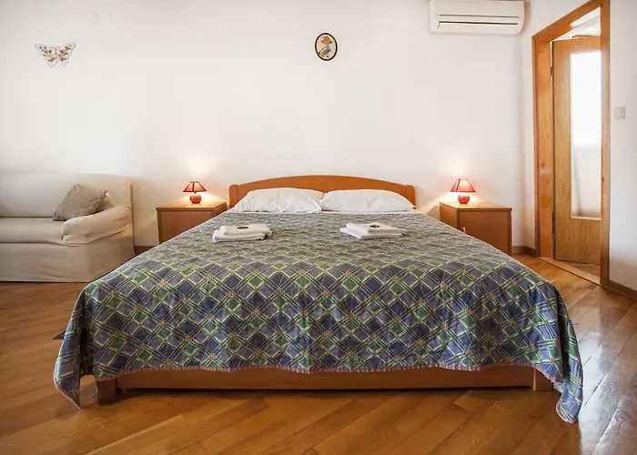Apartment Cademia *
