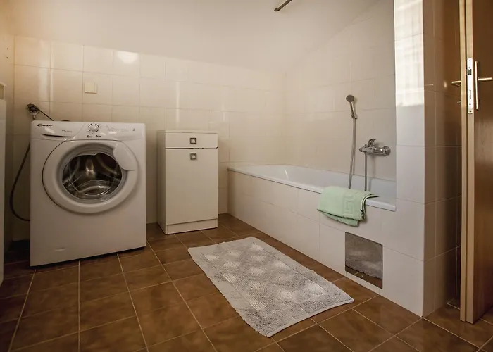Cademia Apartment