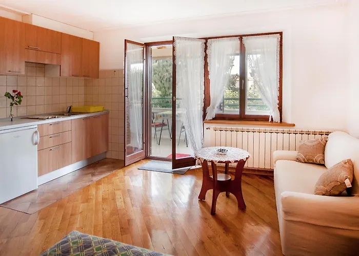 Cademia Apartment