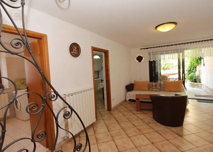 Cademia Apartment