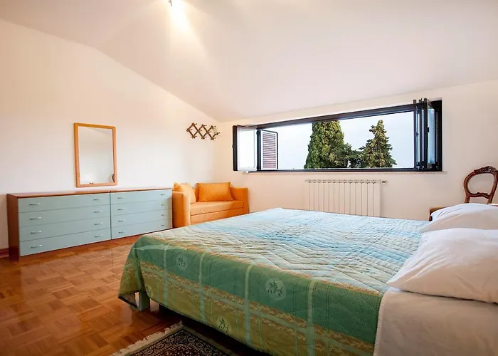 Cademia Apartment